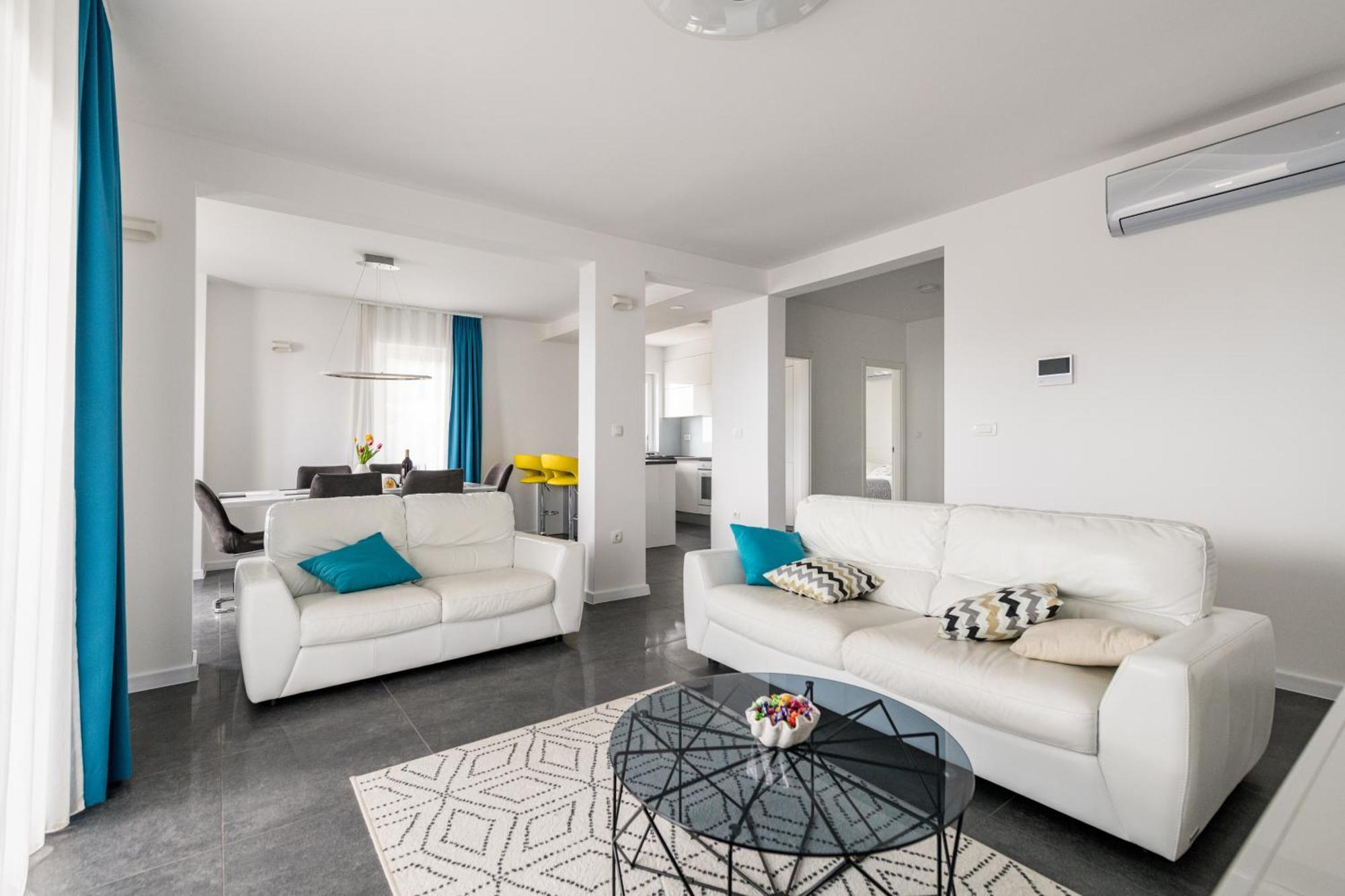Ferias In Makarska, With Private Pool *