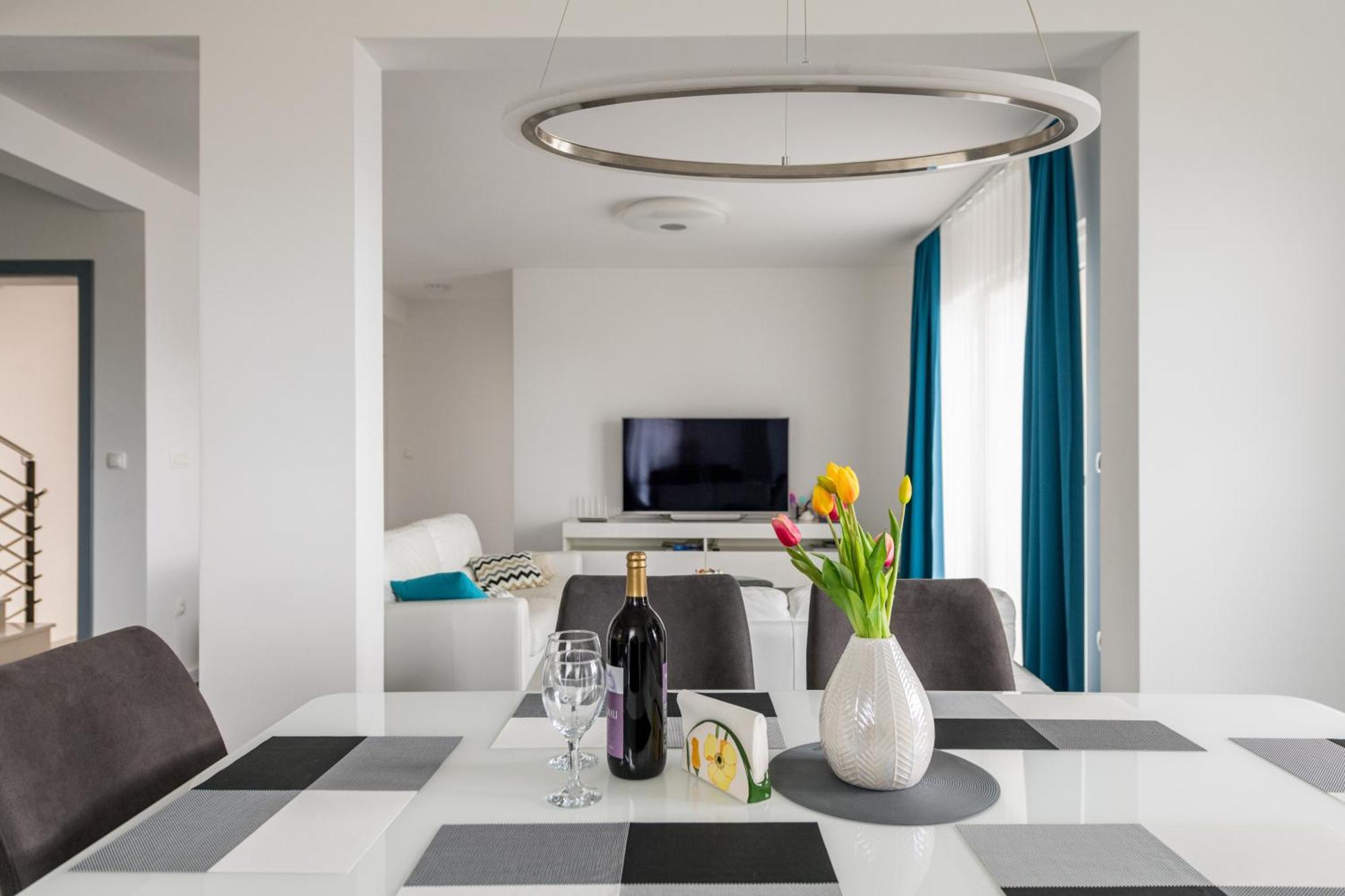 Ferias In Makarska, With Private Pool Vila