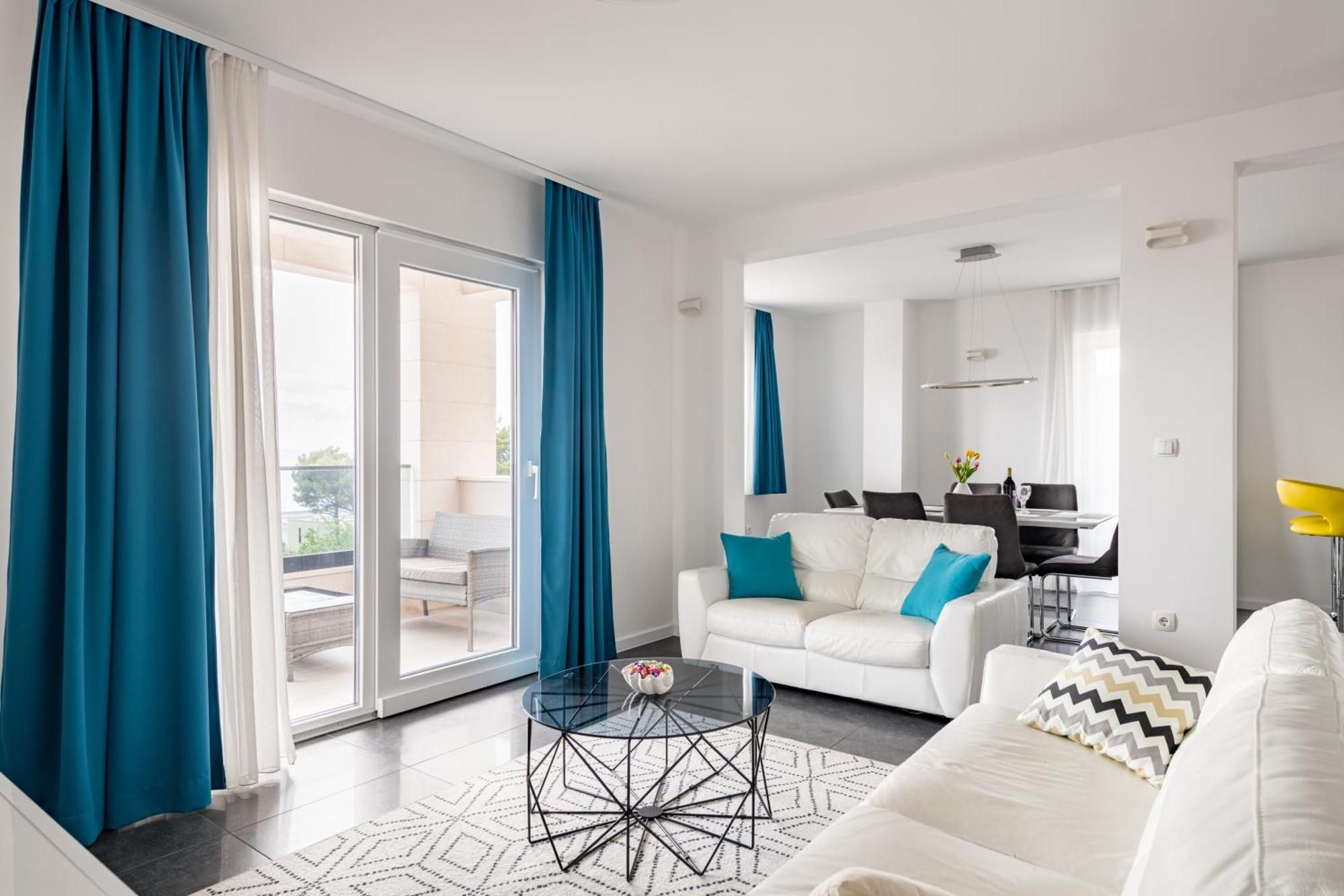 Ferias In Makarska, With Private Pool Vila
